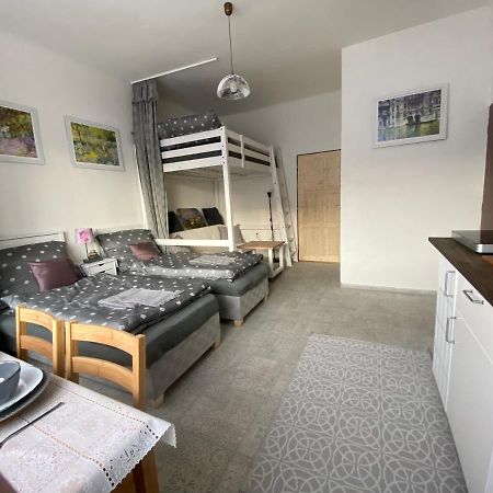 Artep Apartment Plzen Ngoại thất bức ảnh