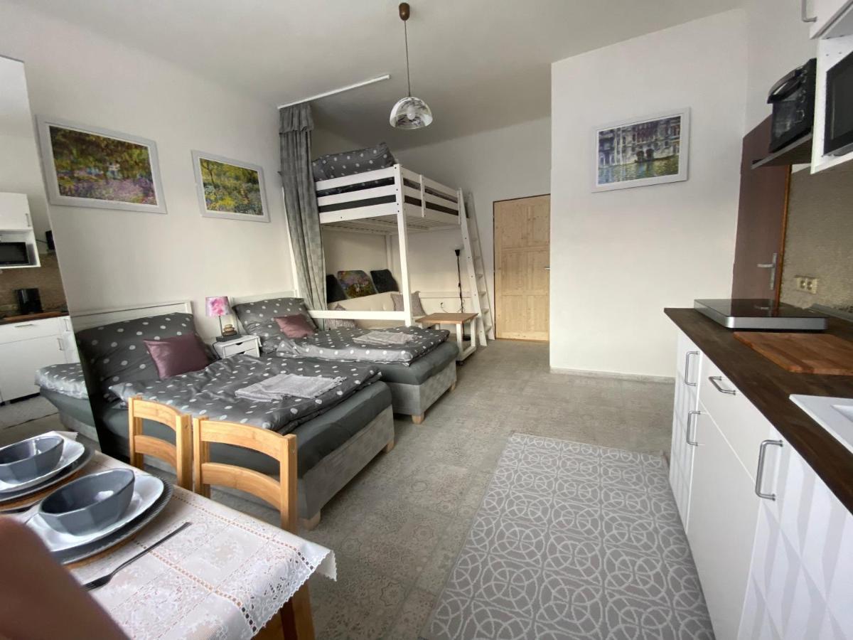 Artep Apartment Plzen Ngoại thất bức ảnh